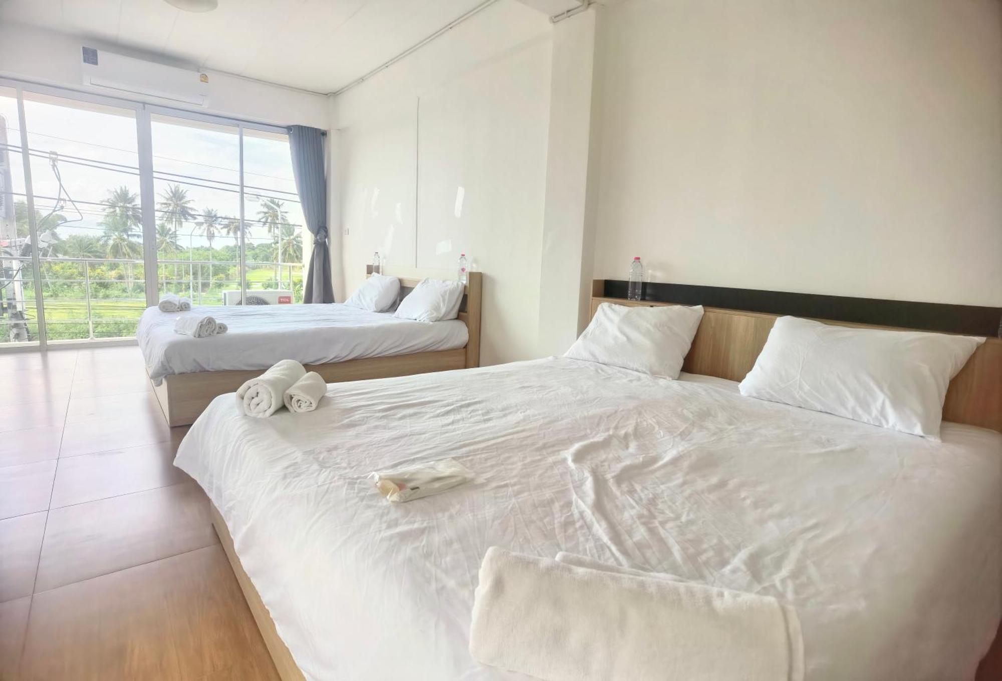 Hotel 115 Townhouse Ban Khlong Krang Esterno foto