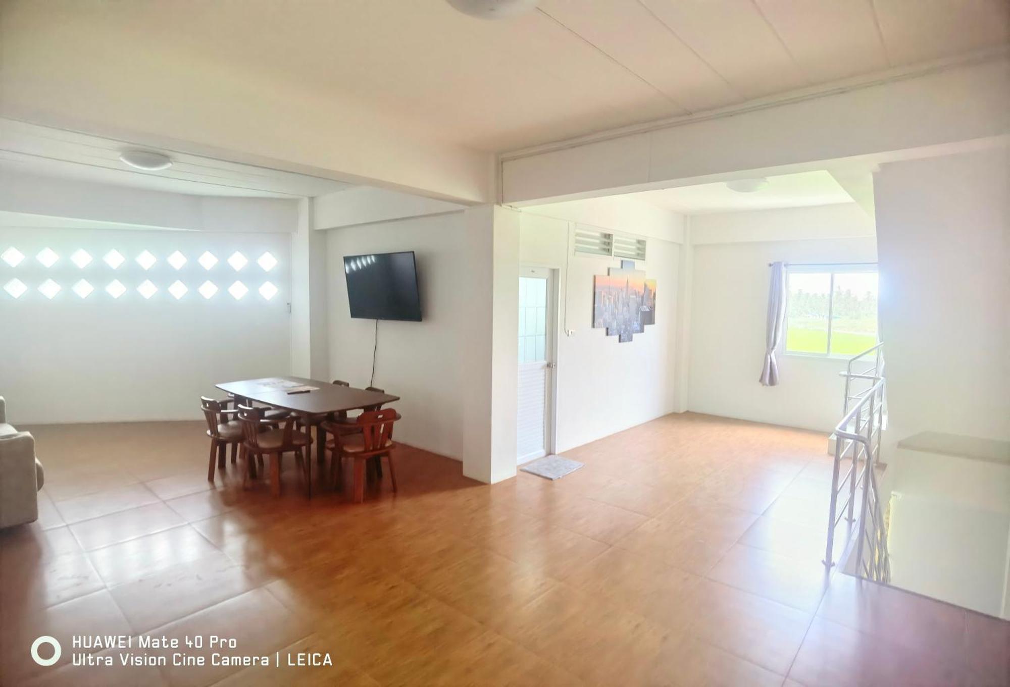Hotel 115 Townhouse Ban Khlong Krang Esterno foto